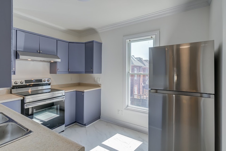 Renovated 2 Bedroom Loft for Rent-Ashley Street 3