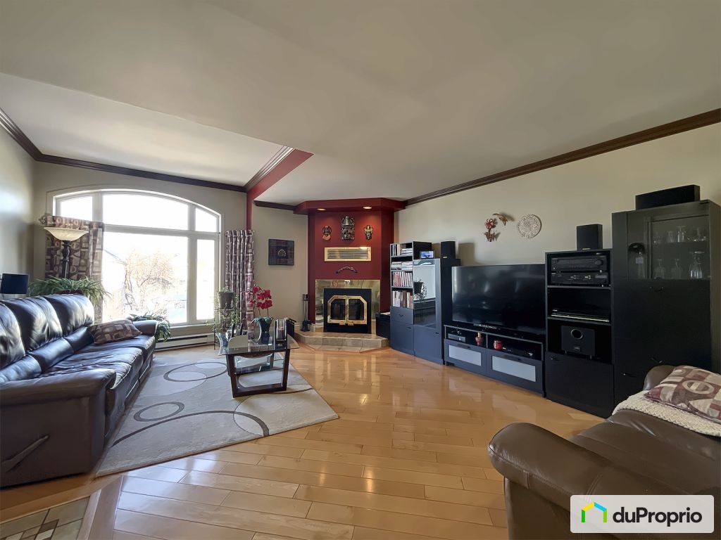 $325,000 - Condominium for sale in St-Jérôme (St-Jérôme) — photo 1