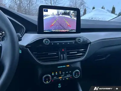 2022 Ford Escape SE | FWD | PUSH START | BACKUP CAM | CARPLAY, View more