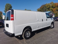 "• Power_Steering • Power_Brakes • Power_Windows • Power_Mirrors • Power_Locks • Keyless_Entry • Air... (image 4)