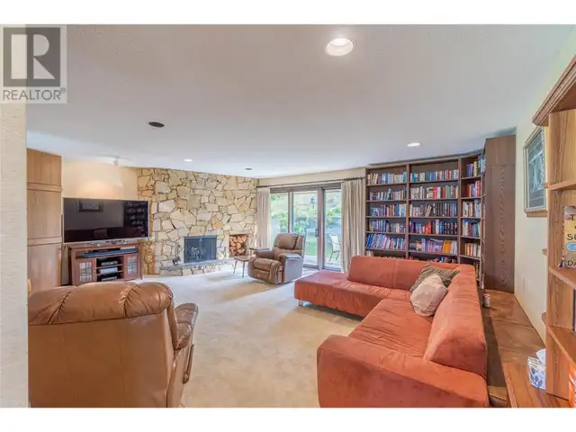 8548 YELLOWHEAD Highway Kamloops, British Columbia in Houses for Sale in Kamloops - Image 15