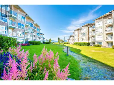 Enjoy Waterside Dover Crescent! This East Facing bright, partially renovated, and spacious 2-bedroom...