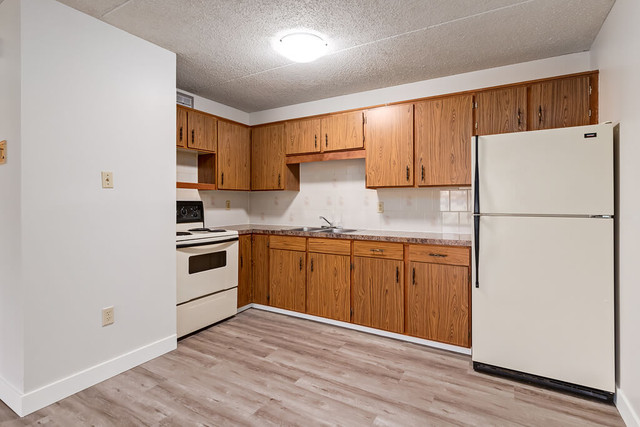 Affordable Apartments for Rent - Palm Road Apartments - Apartmen in Long Term Rentals in Lethbridge - Image 2