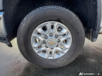 Powered by the formidable DURAMAX 6.6L Turbo-Diesel V8 engine, this 2025 Chevrolet Silverado 3500HD... (image 8)