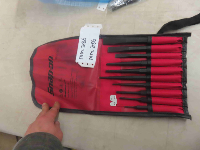 New Snap On 10 Chisel/ Punch Set in Hand Tools in Winnipeg