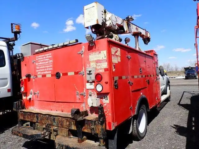 2011 Ford F550 in Heavy Trucks in Longueuil / South Shore - Image 7