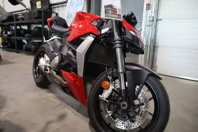 Argyll Motorsports 2024 Ducati Streetfighter V2 Red The new Streetfighter V2 is a sports naked with...