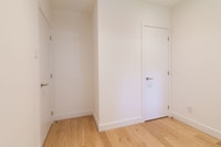 Renovated Akelius one bedroom apartment for rent. Located near Drummond and Sherbrooke in the Downto... (image 8)