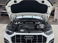Local Trade!! This Audi Q5 delivers a Intercooled Turbo Gas/Electric I-4 2.0 L/121 engine powering t... (image 8)