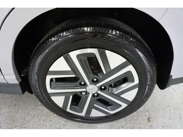 2022 Hyundai Kona Electric EV ELECTRIC / PREFERRED SIÈGES CARPLA in Cars & Trucks in Lévis - Image 41