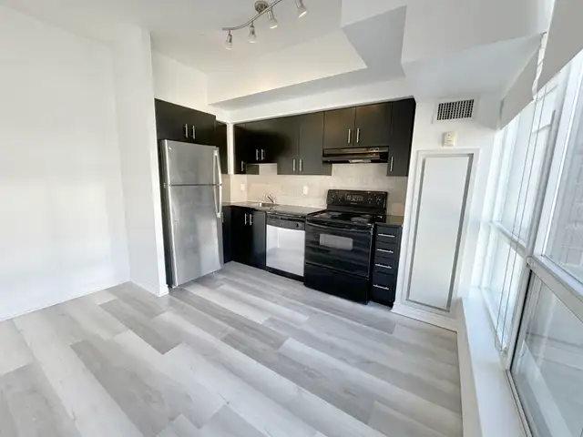 studio  - Fifty on the Park in Long Term Rentals in City of Toronto - Image 15
