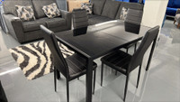 Econoplus Signature! Table Noir + 6 chaises Financement 0%