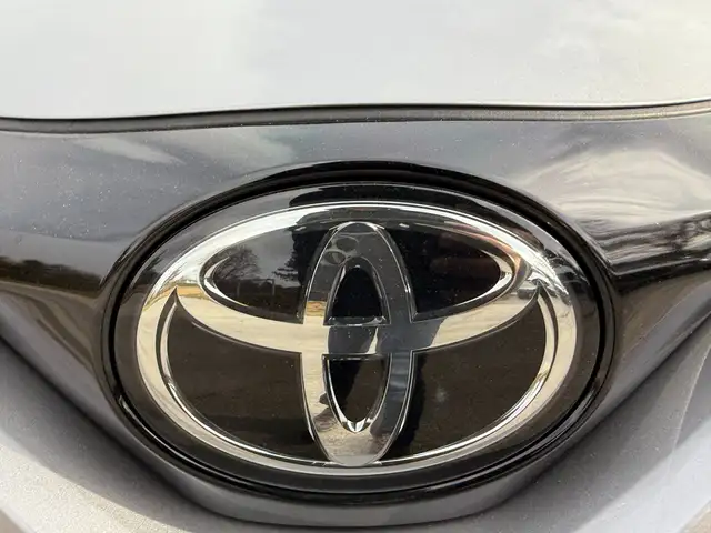 2020 Toyota C-HR Limited LIMITED| NO ACCIDENTS| LOW KM in Cars & Trucks in Markham / York Region - Image 50