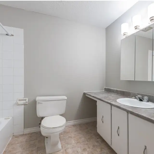 AMAZING LARGE 2 BEDROOM - CLAYTON PARK in Long Term Rentals in City of Halifax - Image 9