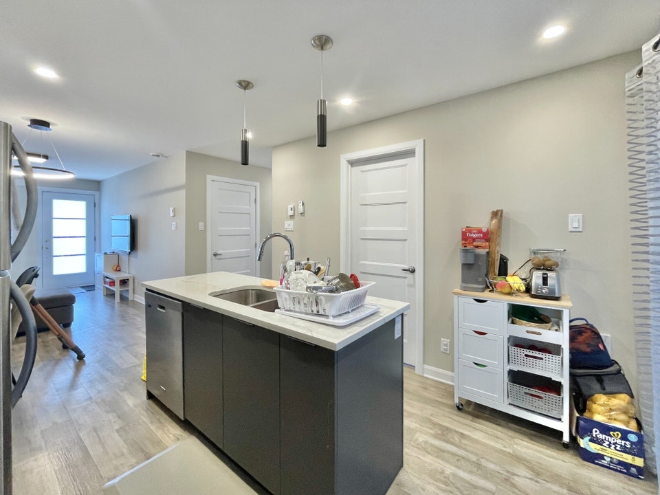 4 et demi - Longueuil - WiFi, AC, parking inclus - 1er octobre 5