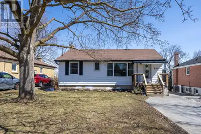 Welcome to 814 Downie Street located in a desired family friendly Peterborough neighborhood. This ho...