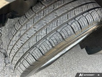 The advertised vehicle price is based on a promotional finance offer. Customers who purchase the veh... (image 9)