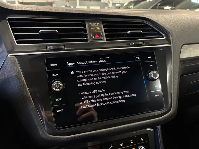 2023 Volkswagen Tiguan R-Line|4MOTION|NAV|FENDERAUDIO|7PASS|BROW in Cars & Trucks in City of Toronto - Image 33