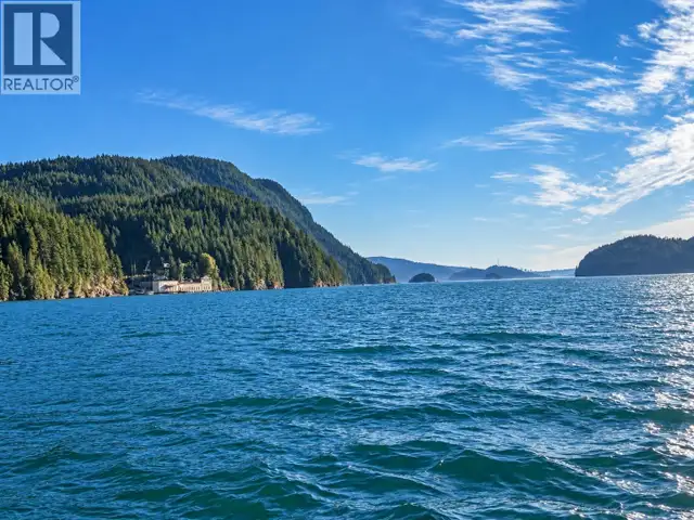 1 BUNTZEN BAY North Vancouver, British Columbia in Land for Sale in Burnaby/New Westminster - Image 5