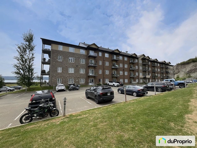$348,000 - Condominium for sale in Boischatel — photo 1