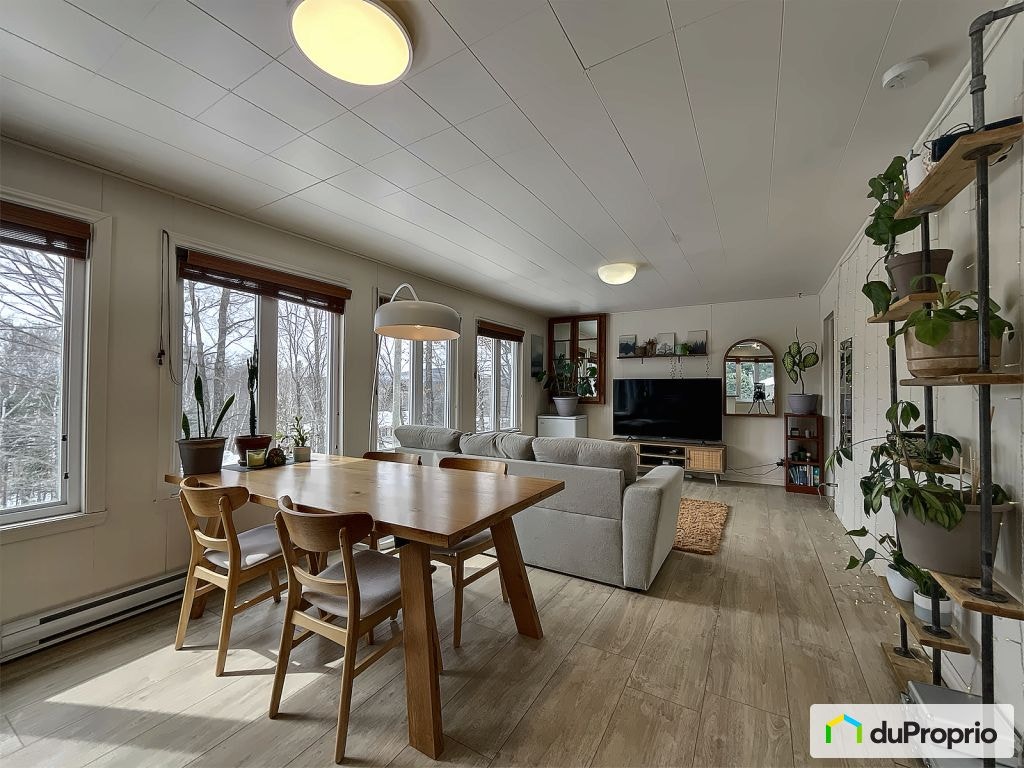 $289,000 - Cottage for sale in St-Donat — photo 1
