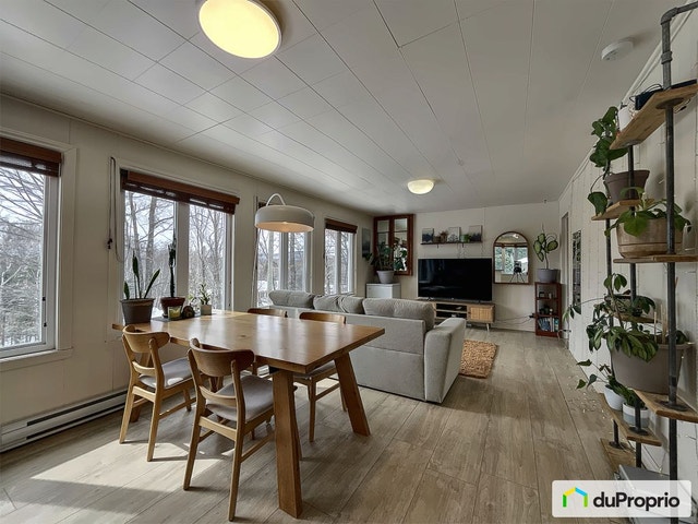 $289,000 - Cottage for sale in St-Donat — photo 1