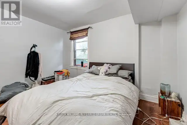 1118 QUEEN STREET E Toronto (South Riverdale), Ontario in Commercial & Office Space for Sale in City of Toronto - Image 36