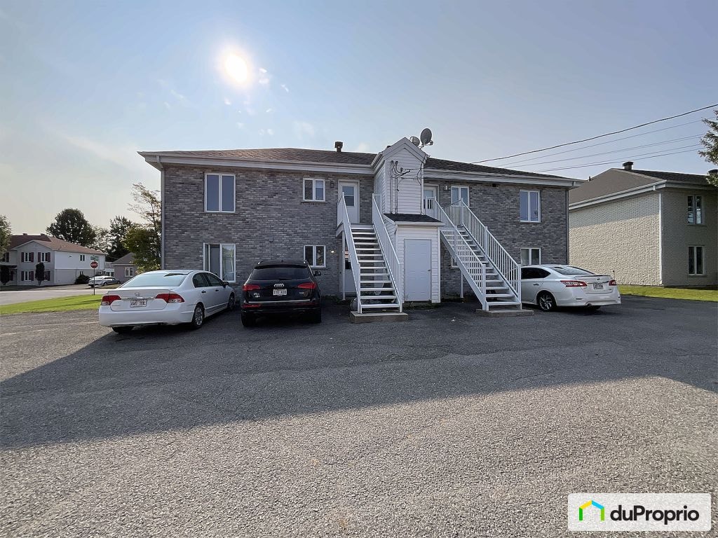 $815,000 - Quadruplex in Trois-Rivières (Trois-Rivières) — photo 3