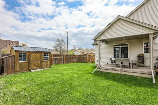 CLASSIC, FULLY FINISHED BUNGALOW - 2+1 BED, 3 BATH in Houses for Sale in Hamilton - Image 11
