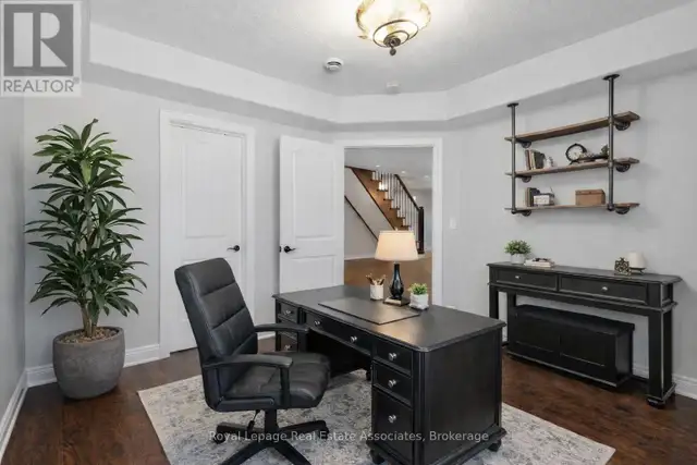 100 CHESSWOOD TRAIL Hamilton, Ontario in Houses for Sale in Oakville / Halton Region - Image 36