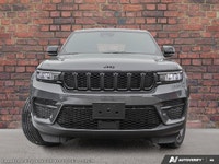 Only 19 Miles! This Jeep Grand Cherokee has a strong Regular Unleaded V-6 3.6 L/220 engine powering... (image 1)