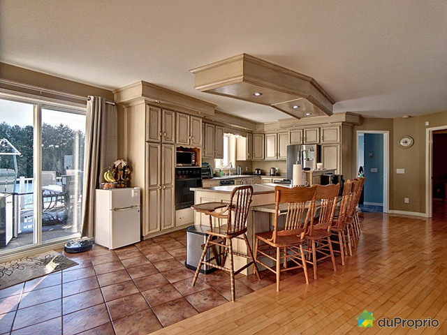 $799,000 - Acreage / Hobby Farm / Ranch in Ste-Cécile-De-Milton dans Maisons à vendre  à Granby - Image 3