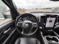 SPECIAL! This truck features a 6 month 10,000 KM Powertrain Warranty! With 186,136 km on the odomete... (image 9)