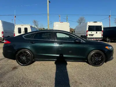 2014 Ford Fusion SE with auto ac, sunroof, rearview camera, bluetooth, heated seats, power window, p...