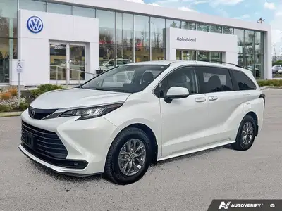 This Toyota Sienna delivers a Gas/Electric I-4 2.5 L/152 engine powering this Variable transmission....