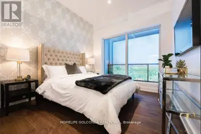 N543 - 7 GOLDEN LION HEIGHTS N Toronto (Newtonbrook East), Ontar