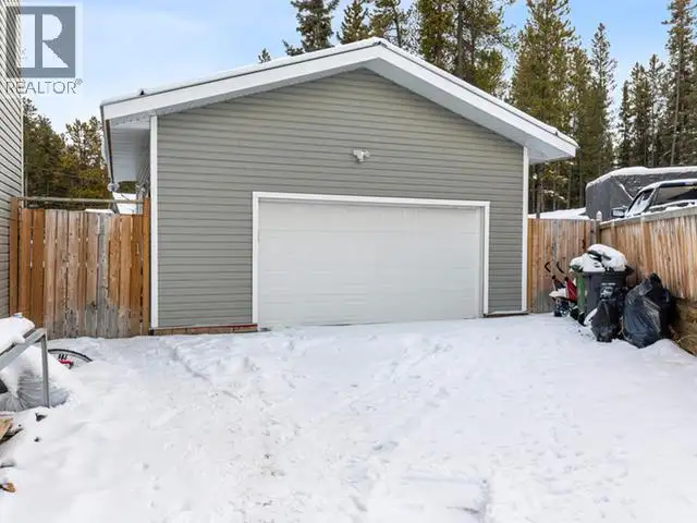 2 MACKENZIE COURT Whitehorse, Yukon in Houses for Sale in Whitehorse - Image 26