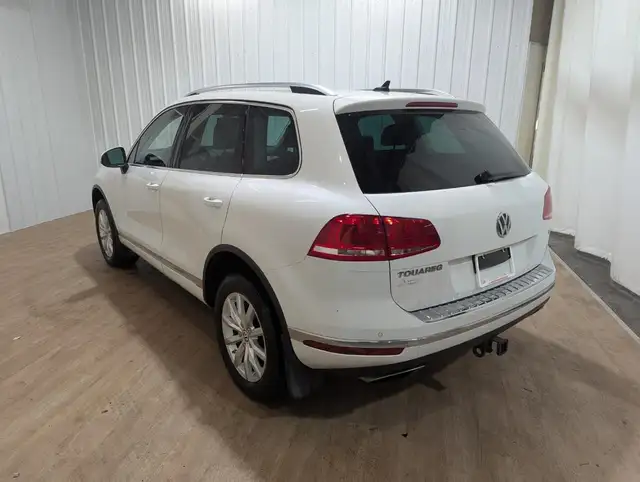 2015 Volkswagen Touareg 3.6L Comfortline Bluetooth | Heated S... in Cars & Trucks in Calgary - Image 6