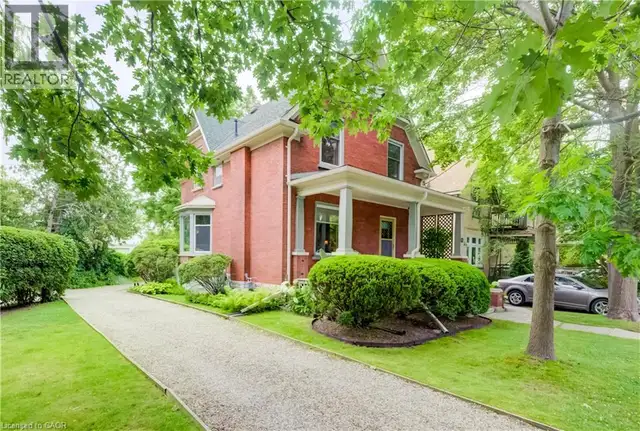 46 ELLEN Street W Kitchener, Ontario in Houses for Sale in Kitchener / Waterloo - Image 4