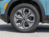 *Leather Seats, Remote Start, Heated Steering Wheel, Heated Seats, Apple CarPlay!* With an intellige... (image 3)