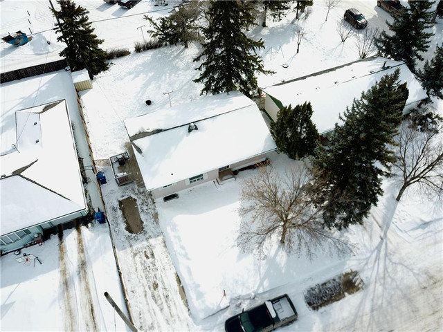 220 Hargrave Street E Virden, Manitoba in Houses for Sale in Brandon - Image 3