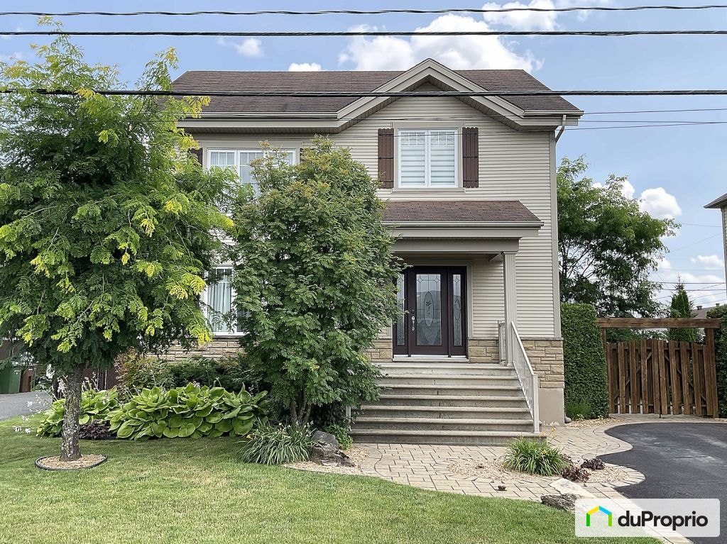 $599,000 - 2 Storey for sale in Drummondville (Drummondville) — photo 1