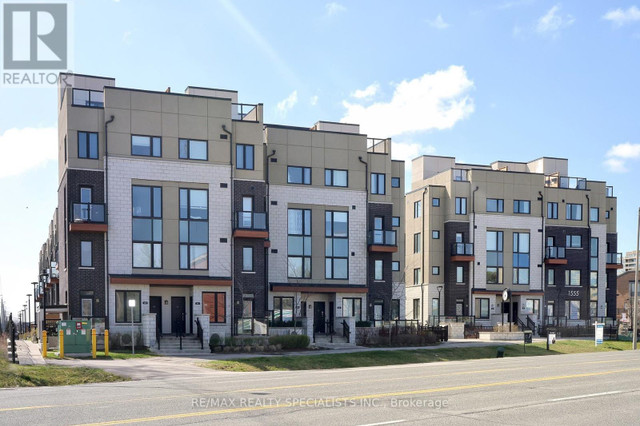 #216 -1555 KINGSTON RD Pickering, Ontario in Condos for Sale in Markham / York Region - Image 2