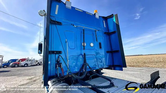 2016 INTERNATIONAL LONESTAR HIGHWAY / SLEEPER TRUCK / TRACTOR in Heavy Trucks in Oshawa / Durham Region - Image 12