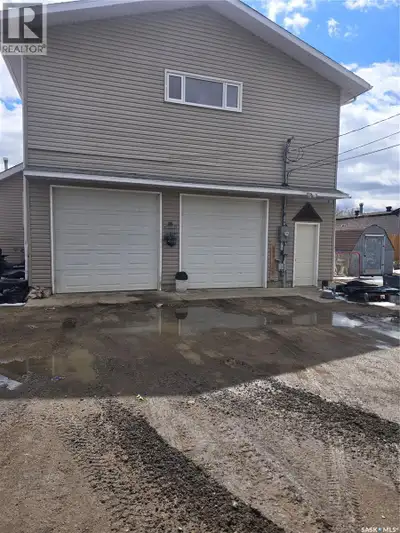 Welcome to 209 Allan Street in Dundurn. This unique home has 1396 square feet above grade. The origi...