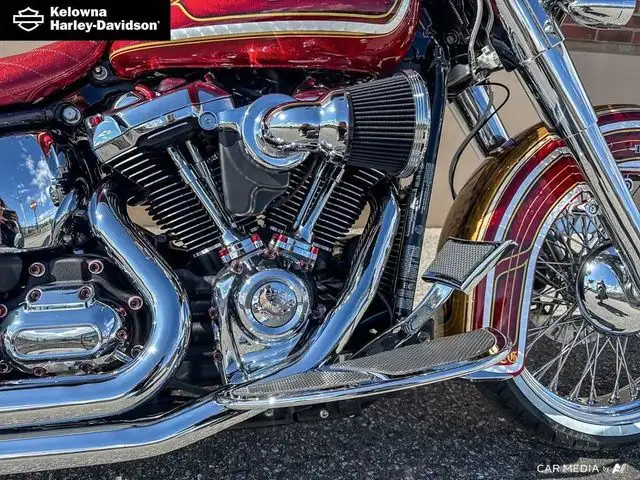 2018 Harley-Davidson Softail FLDE - Deluxe in Street, Cruisers & Choppers in Kelowna - Image 12