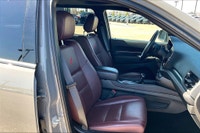 5.7 L 8 Cyl Engine Vehicle Options: Leather Interior, Sunroof, Adaptive Cruise Control, Wireless Cha... (image 6)