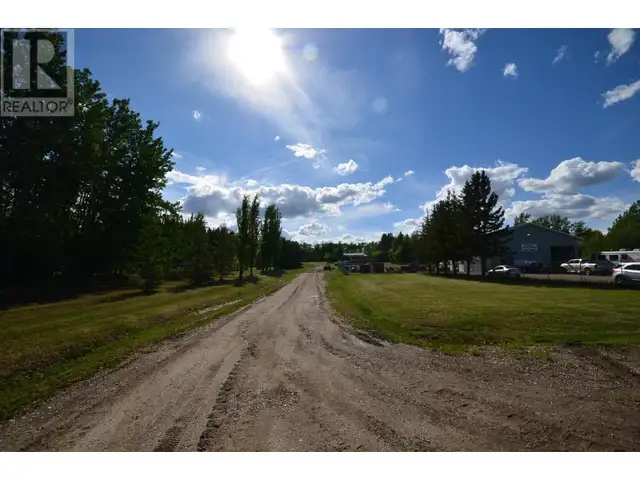 10874 261 ROAD Fort St. John, British Columbia in Houses for Sale in Fort St. John - Image 37
