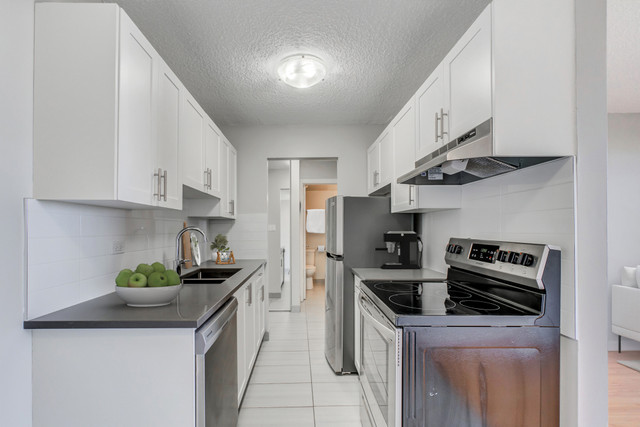 Hillcrest Ridge - Hillcrest Ridge Apartment for Rent in Long Term Rentals in Calgary