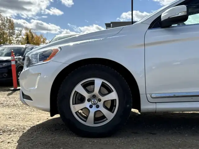 2017 Volvo XC60 Premier6045798902641561614